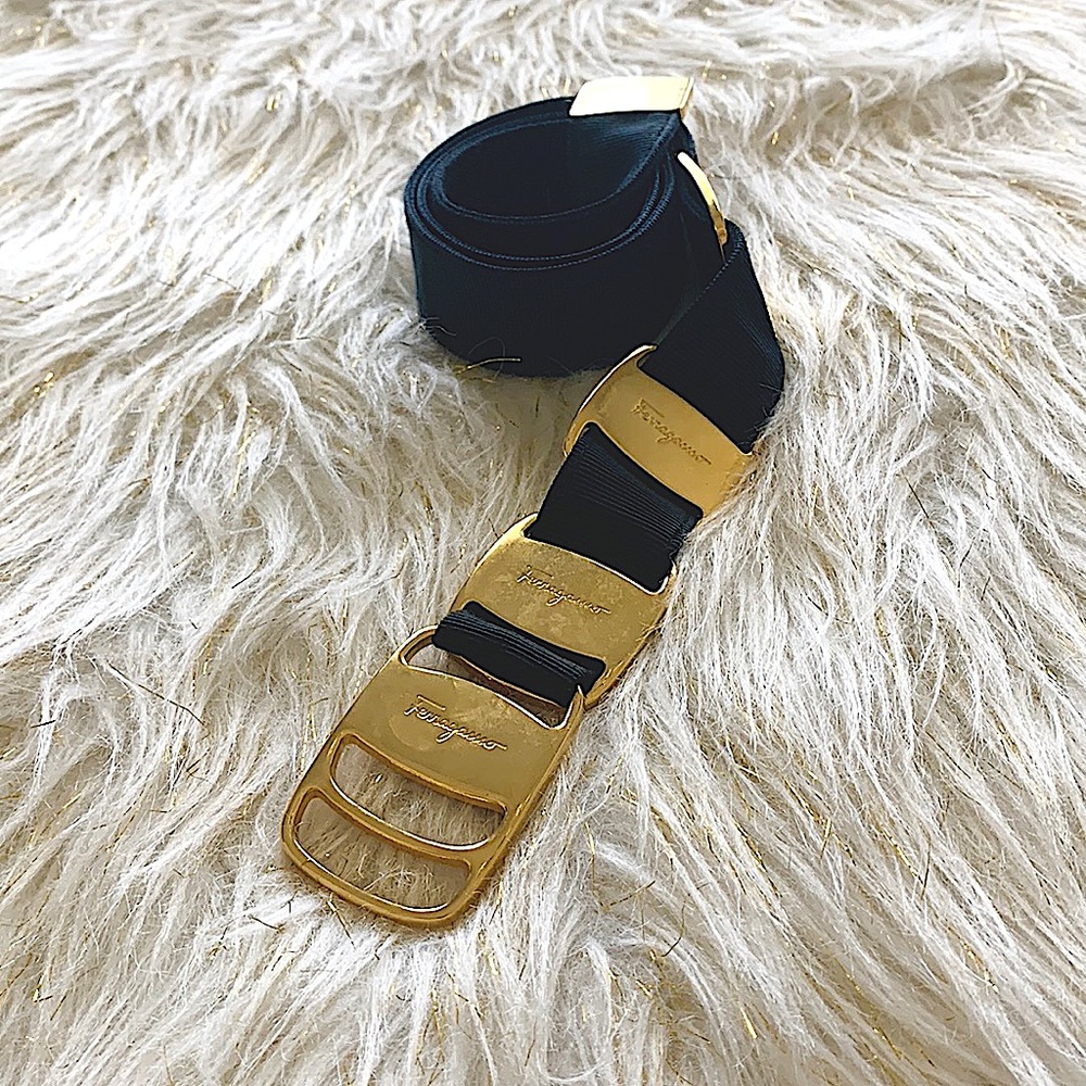 Salvatore Ferragamo bow tie gold belt